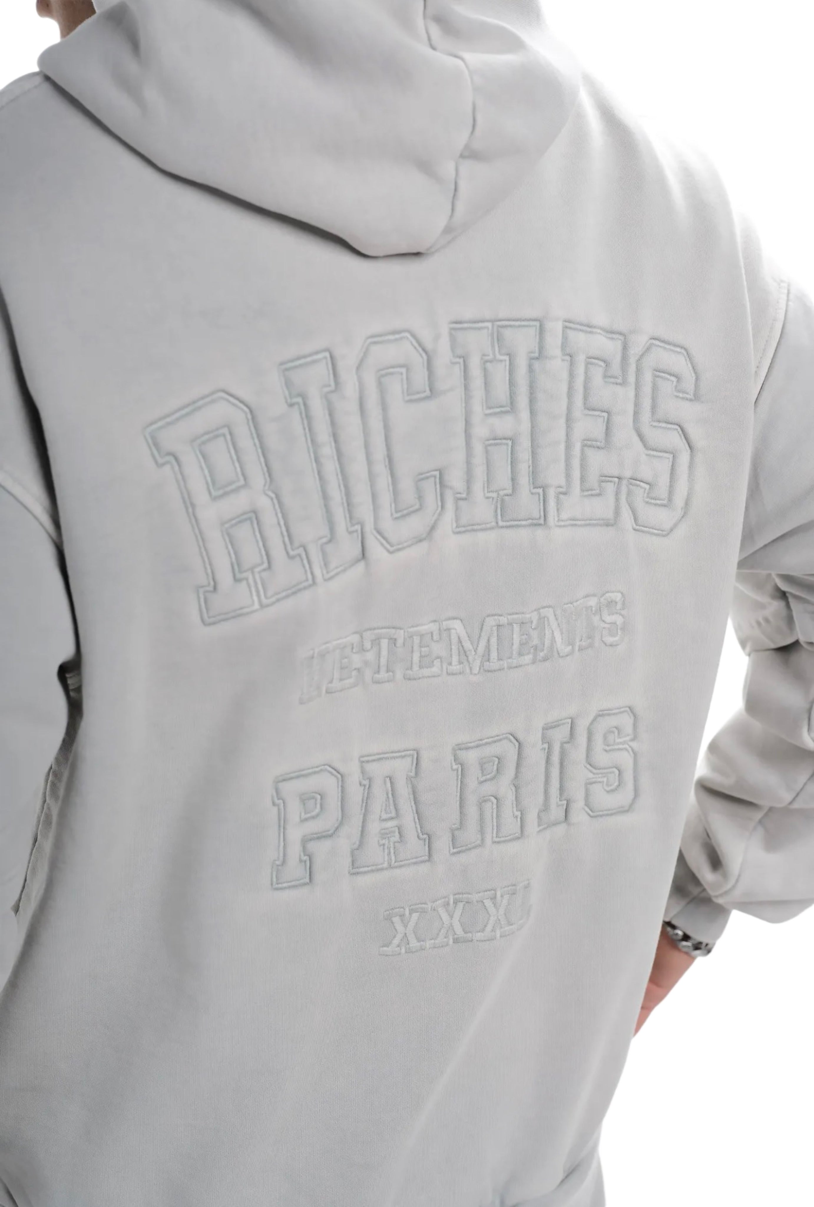 Sweat à Capuche de Riches Paris