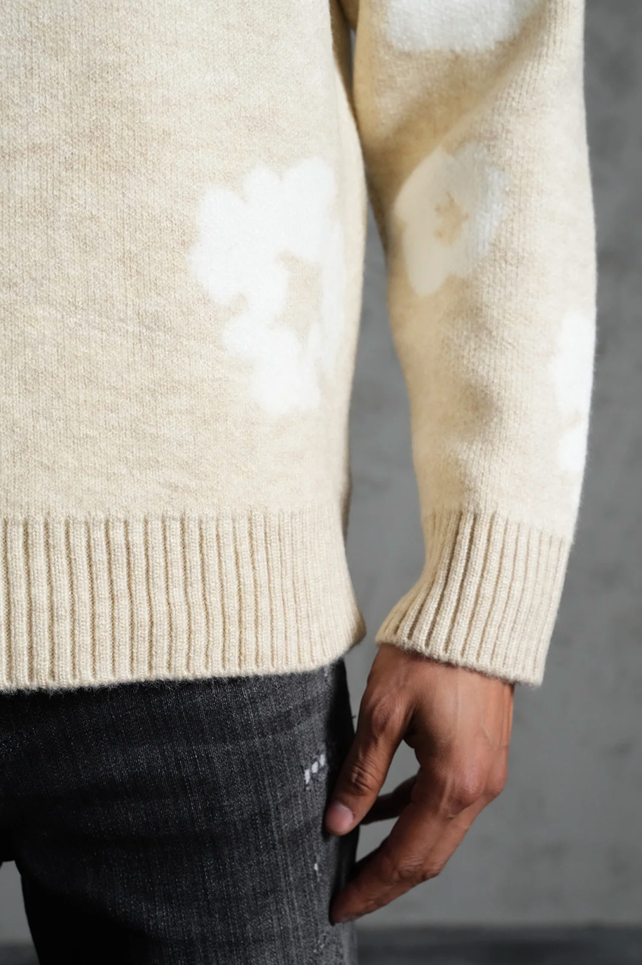 Pull Fleurs Beige