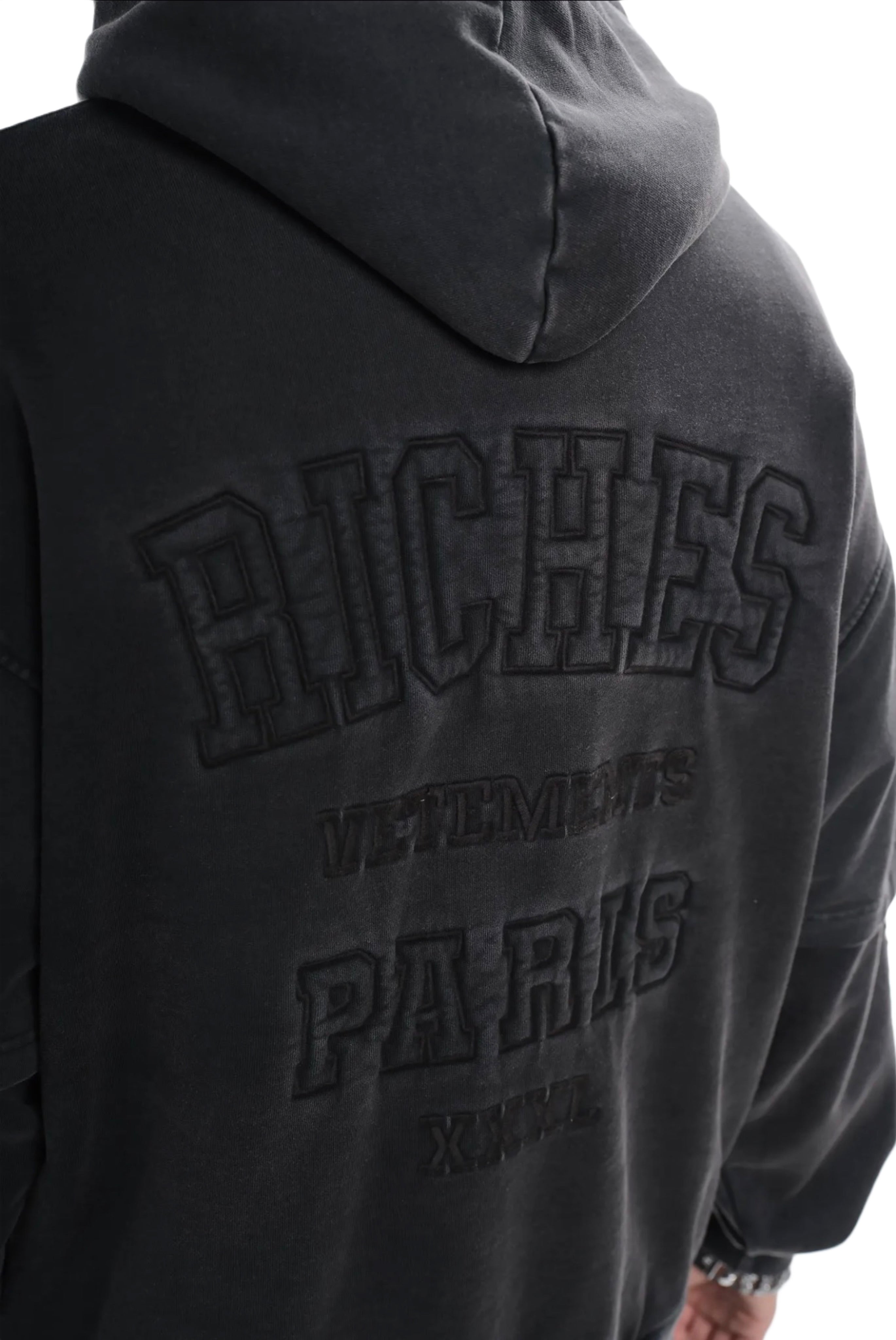 Sweat à Capuche de Riches Paris